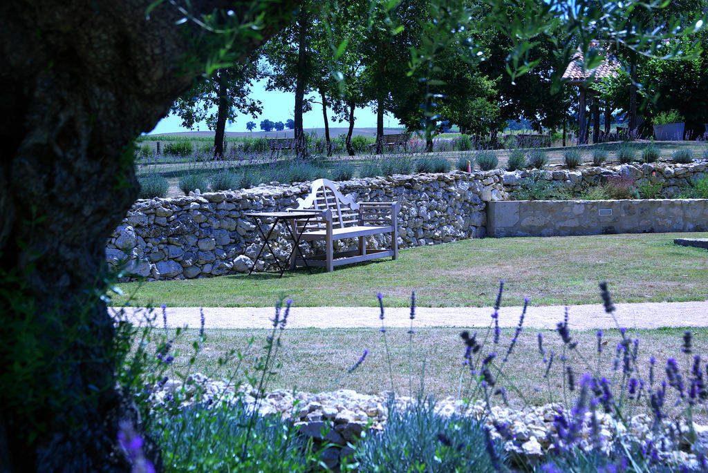 Chambres D'Hotes Domaine De Nazere Avezan Buitenkant foto